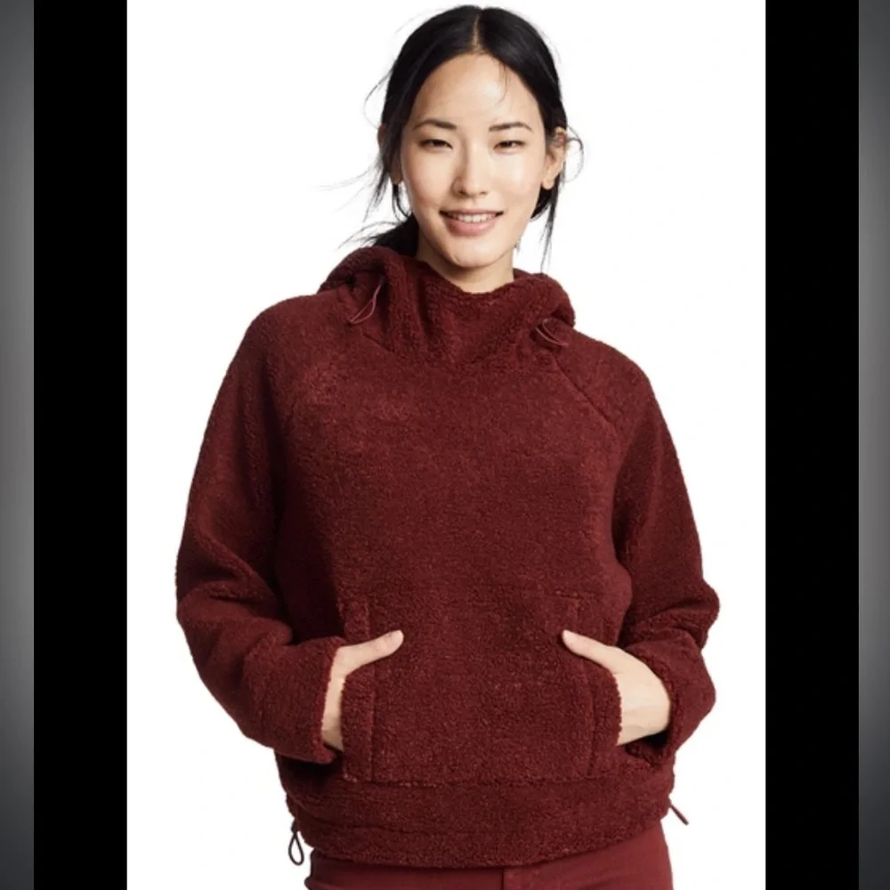 Vince Cozy Faux Sherpa shearling Pullover Hoodie in Anise red medium sweatshirt - Picture 5 of 17